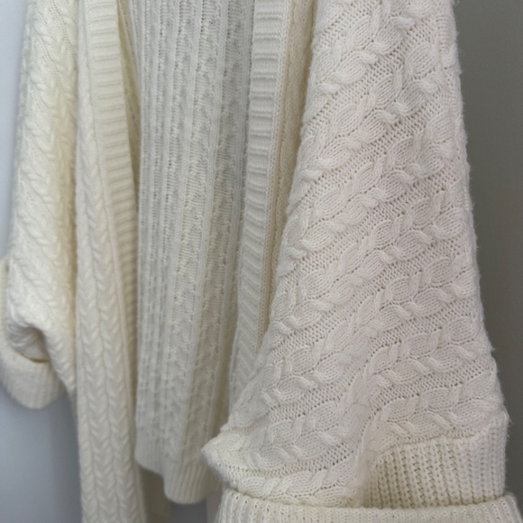 Shein | Size M | Cable Knit Dolman Sleeve Oversized Cardigan (Off-White) - Picture 4 of 6